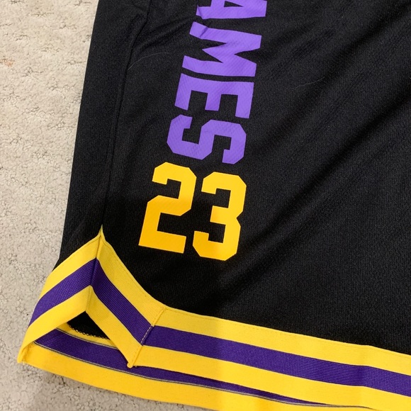 Lakers x NBA shorts (LeBron James) - Picture 2 of 6
